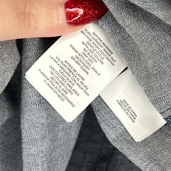 Anne Klein NWOT Women's Denim Cotton Sleeveless Shirt Tie Waist Size Small - Picture 7 of 8